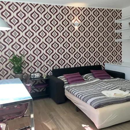 Center Flat Apartman