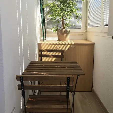 Apartment Center Flat